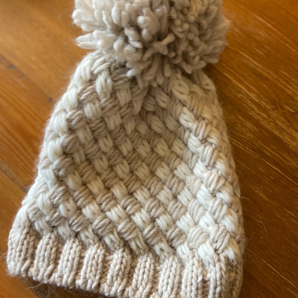 Italian wool hat never worn